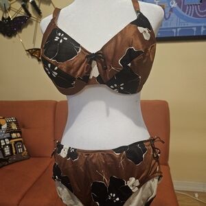 1970s TIKI Tropical Vintage Swimwear